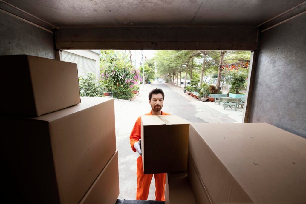 Moving services in guindy